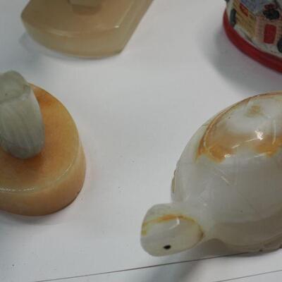 Lot 18 Alabaster Animals and chalkware clown