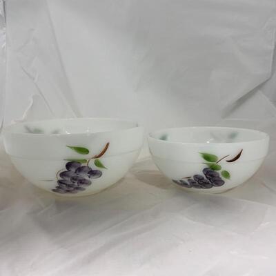 .36. VINTAGE | Fire King | Gay Fad | Two Mixing Bowls
