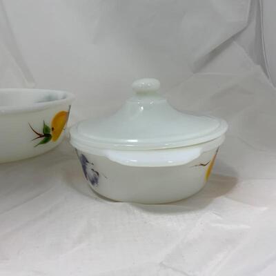 .37. VINTAGE | Fire King | Gay Fad | Two Baking Dishes | One Lid