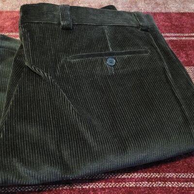 Lot 308: (3) Pairs of Pre Owned Men's Dress Pants 