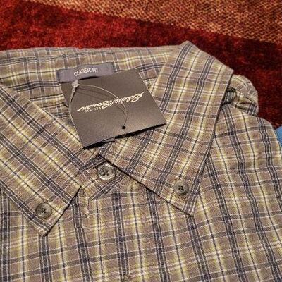 Lot 315: (2) New w/ Tags EDDIE BAUER Size TALL LARGE Outdoor Short Sleeve Shirts 