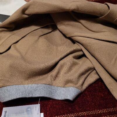 Lot 319: (2] New w/ Tags Men's Size Large Sweaters 