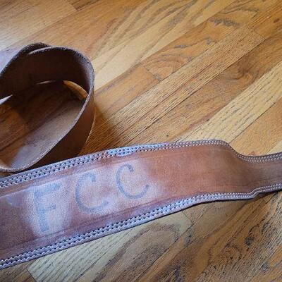 Lot 329: (3) Vintage Back Brace Leather Heavy Duty Weightlifting Belts 