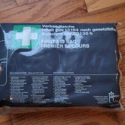 Lot 330: Vintage Mercedes Benz Sedan First Aid Kit UNUSED