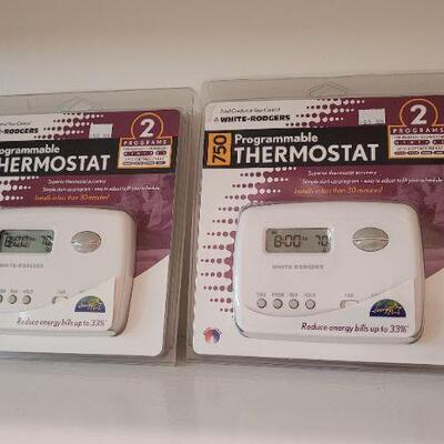 Lot 354: (2) New WHITE-ROGERS 750 Programmable Thermostats