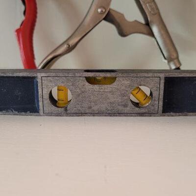 Lot 363: Assorted Home / Auto Repair Tools