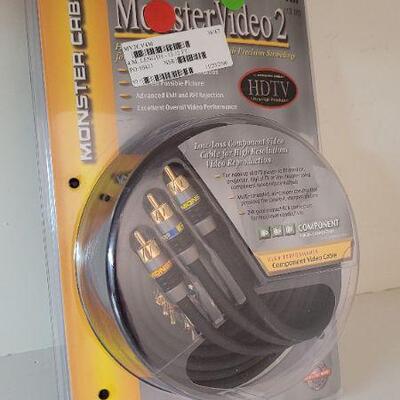 Lot 375: New MONSTER CABLE HDTV RCA Cables 