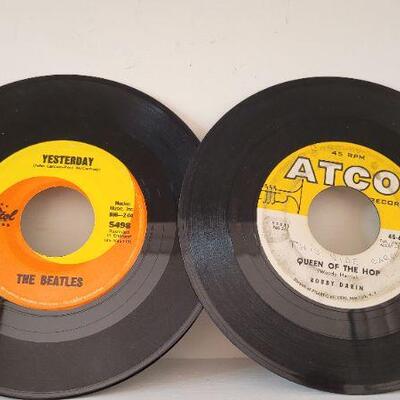 Lot 380: (8) Assorted Vintage 45 RPM Records 