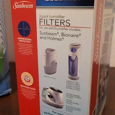 Lot 392: New SUNBEAM Programmable Digital Purified Mist Humidifier w/ New Filters 