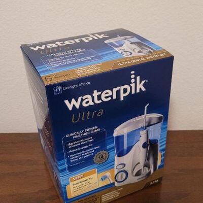 Lot 401: New WATERPIK Dental Health System 