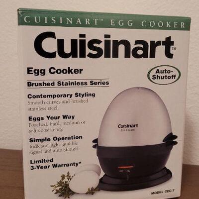 Lot 402: New CUISINART Egg Cooker
