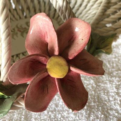 Capodimonte Yellow and Pink Flower Reticulated Porcelain Basket YD#022-0158