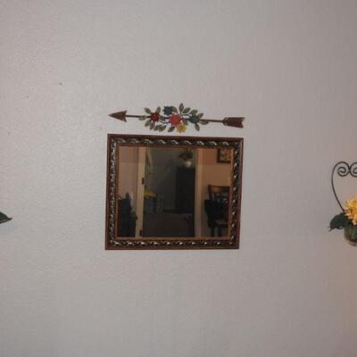 Wall decor