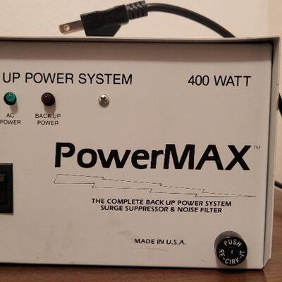 Lot 407: Vintage POWERMAX 400 Watt Backup Power System 