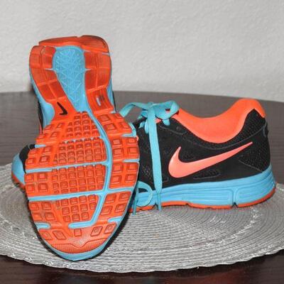 Nike Womens