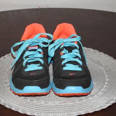Nike Womens