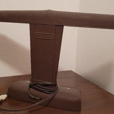 Lot 412: Vintage Mid Century Modern Table Lamp 
