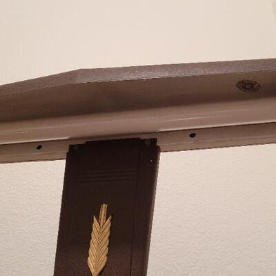 Lot 412: Vintage Mid Century Modern Table Lamp 