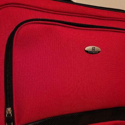 Lot 413: NEW OLYMPIA Empire Red Travel Suitcase 
