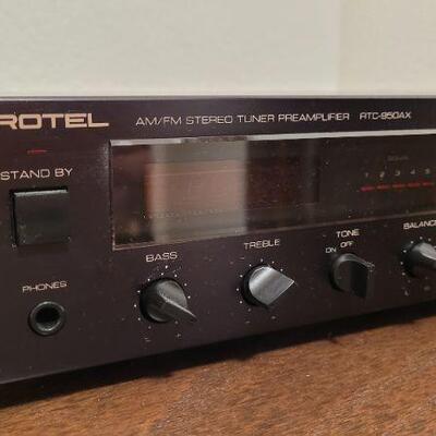 Lot 420: Vintage ROTEL RTC-950AX Stereo Tuner Preamplifier TESTED A+