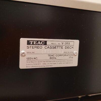Lot 426: Vintage TEAC V-3RX Stereo Cassette Deck TESTED A+