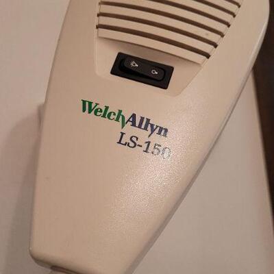 Lot 427: WELCH ALLYN LS-150 Surgery Exam Light TESTED A+