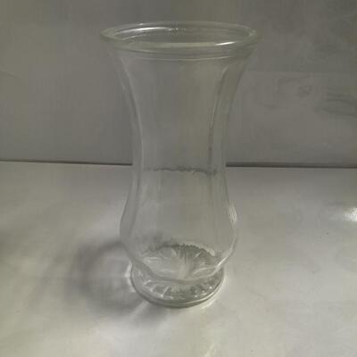 Glass vase