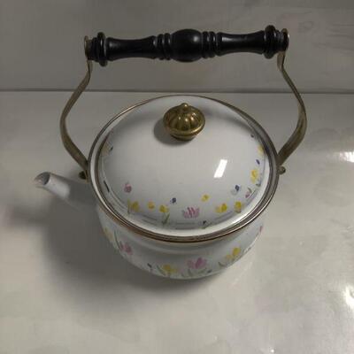 Vintage tea pot