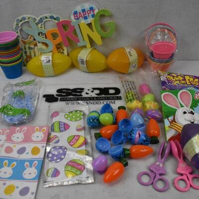 20+ Easter Items: Small Baskets, Goodie Bags, Plastic Eggs, Book