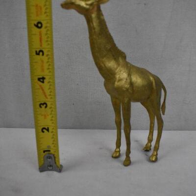 Giraffe Decor Piece, Plastic, but looks like metal. Painted Gold