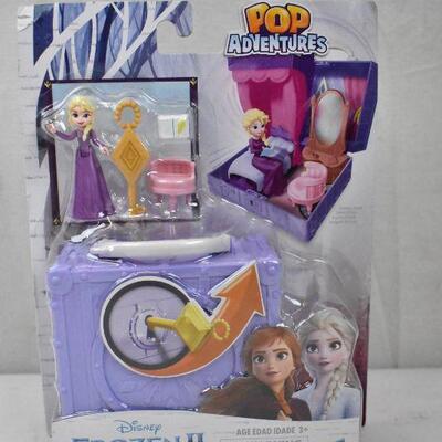 Disney Frozen 2 Portable Pop-up Elsa's Bedroom with Elsa Doll Playset - New