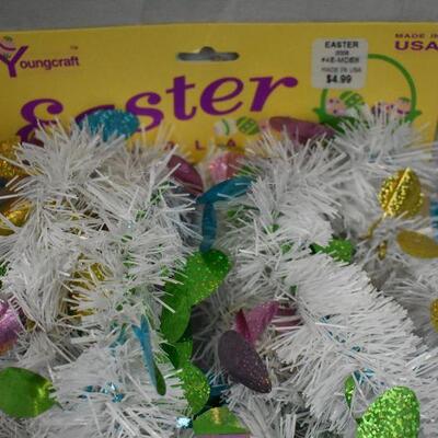 13 pc Easter: Egg Coloring Kits, Coloring Tablets, Garland, Small Baskets - New