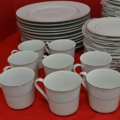 LOT 603 SOUTHWICKE  BRAND CHINA SET MADE IN JAPAN