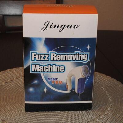 Fuzz remover