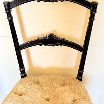 LOT 24  ANTIQUE VICTORIAN EBONY SIDE CHAIR UPHOLSTERED SEAT 