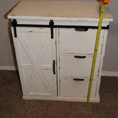 Farm style cabinet