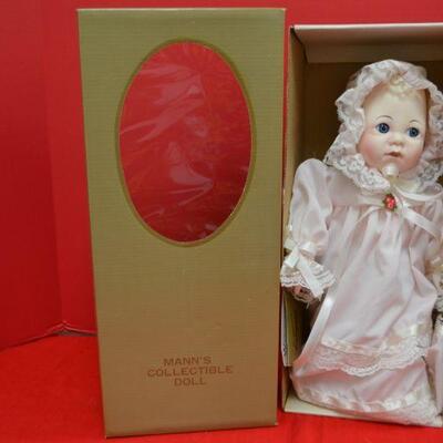 LOT 645 MANN'S COLLECTIBLE DOLL