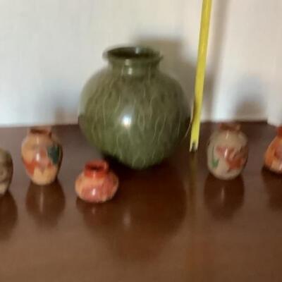 362 Six Pieces of Etched Pottery 