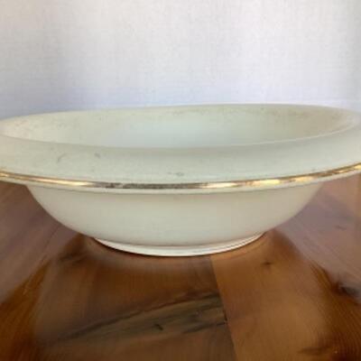 367 Vintage T&K Co. Pike Porcelain Basin