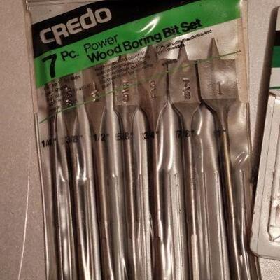 Lot 443: Assorted NEW Tools - Saw Blades, Wood Boring Bit Set and Hex Wrench Set