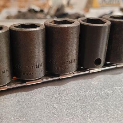 Lot 448: ALLTRADE Socket Organizer w/ Assorted Sockets 
