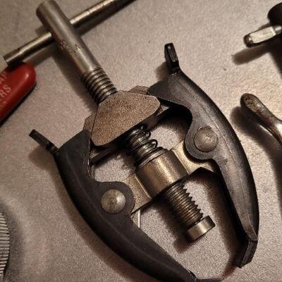 Lot 449: Assorted Tools - Internal Snap Ring Pliers, Fuel Pressure Regulator & More