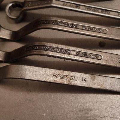 Lot 455: Assorted MERCEDES BENZ Wrenches 