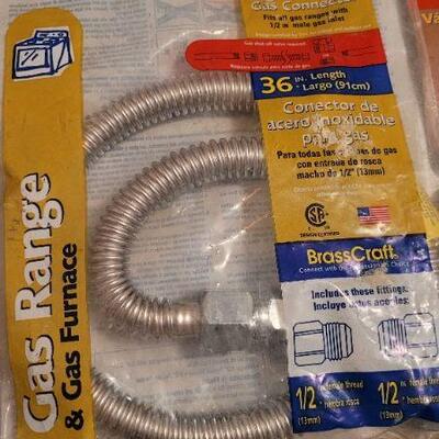 Lot 463: Gas Range BALL VALVES and Connection Hose 