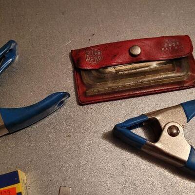 Lot 468: Assorted Tools - Cutting Wheels, Pocket Chum and MORE 