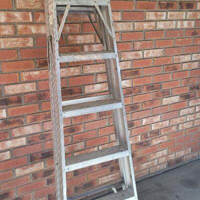 Lot 474: Vintage MONTGOMERY WARD 6 foot Aluminum Ladder 