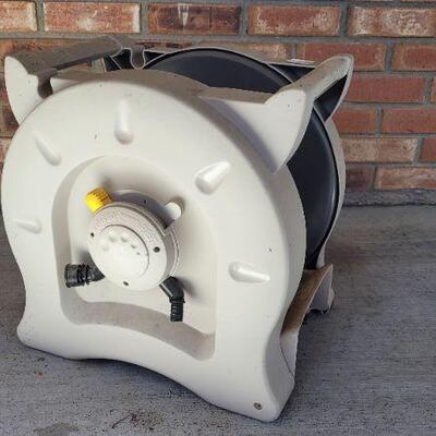 Lot 475: YARDWORKS Garden Hose Reel 