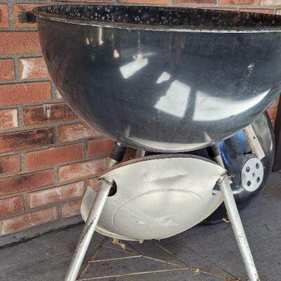 Lot 481: WEBER Outdoor BBQ Grill