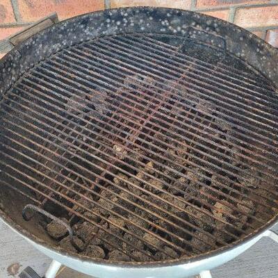 Lot 481: WEBER Outdoor BBQ Grill