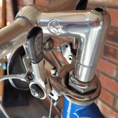 Lot 487: Vintage SCHWINN Le Tour III All Original Bicycle 